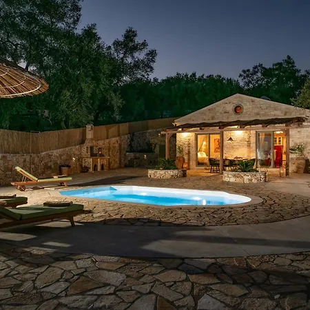 Villa Kristy Luxury By Paxosretreats *